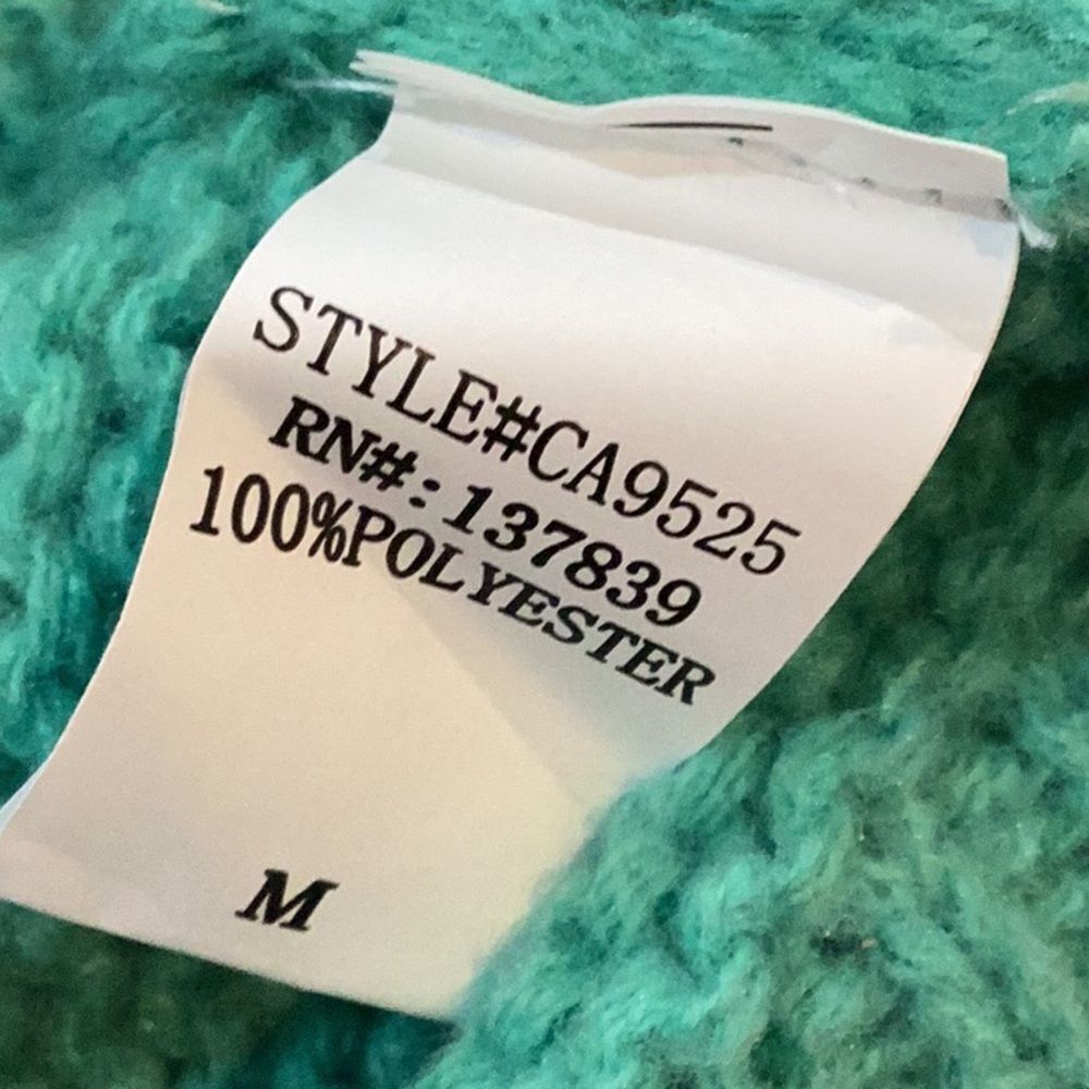 NWT Luna Ivy Chunky Green Strawberry 🍓 Cardigan Size M - Picture 12 of 15